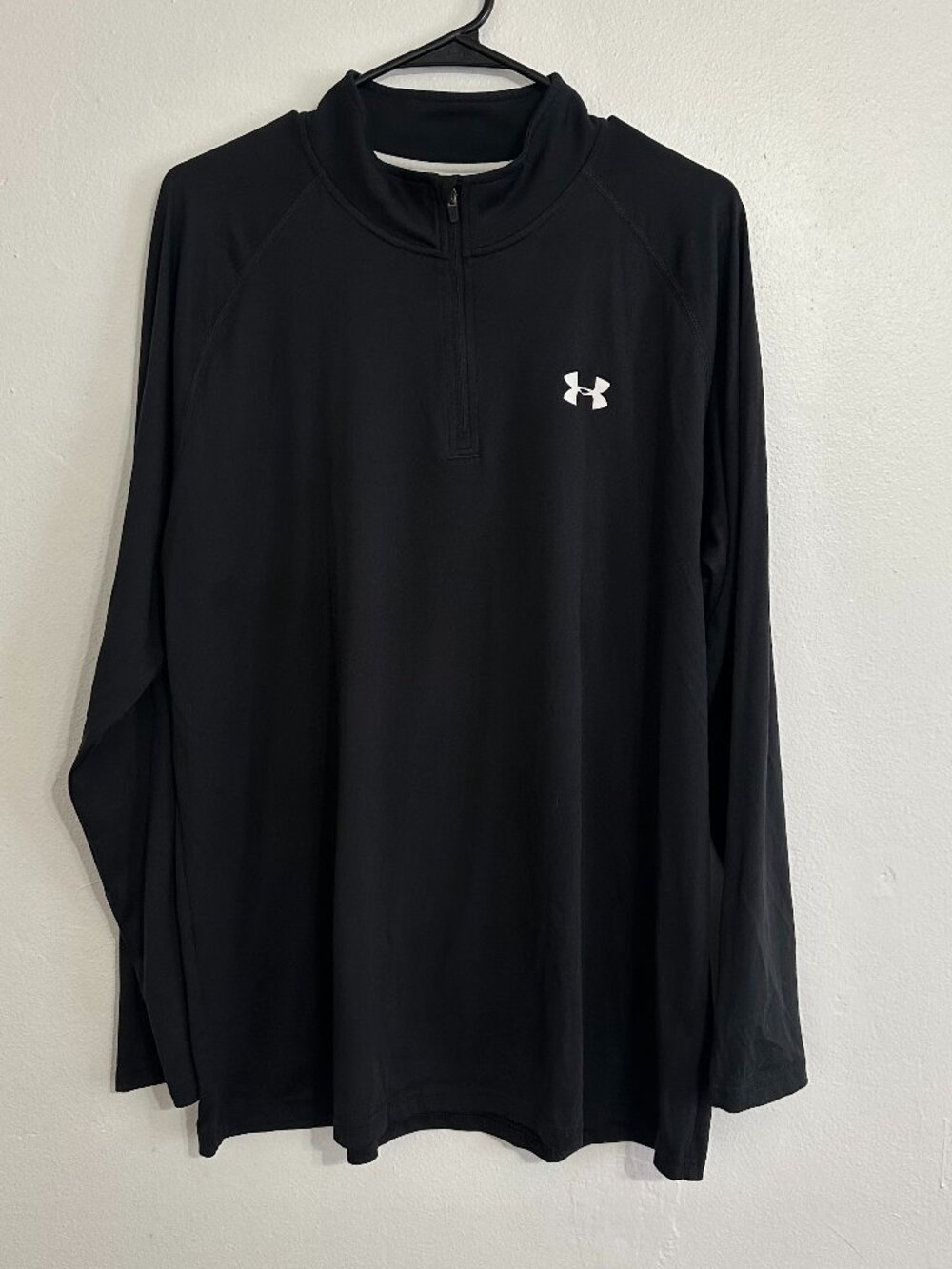 Under Armour HeatGear Black 1/4 Zip Pullover Men’s XL